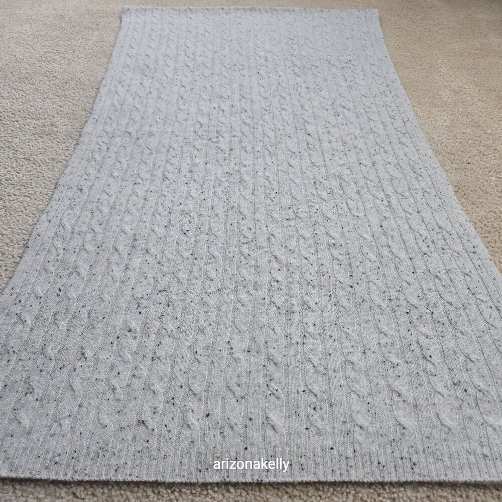 Speckled Cashmere Cable Knit Creme Oversized Scarf - Picture 5 of 13
